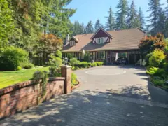 23242 130 Avenue, Maple Ridge, BC