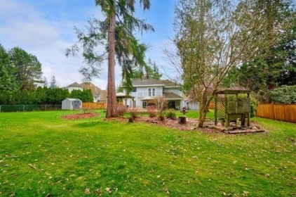 Living Room Photo of 14 23100 129 Avenue, Maple Ridge, BC