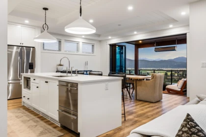Kitchen Island Photo of 11 2290 Boley Street, Abbotsford, BC