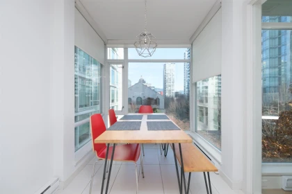 Kitchen Photo of 501 161 W Georgia Street, Vancouver, BC
