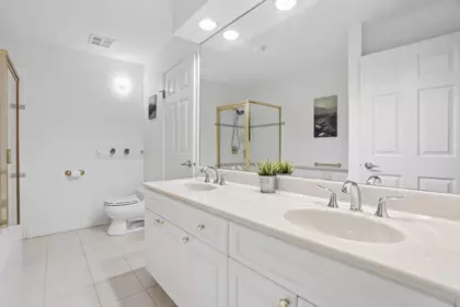 Powder Room Photo of 116 5835 Hampton Place, Vancouver, BC