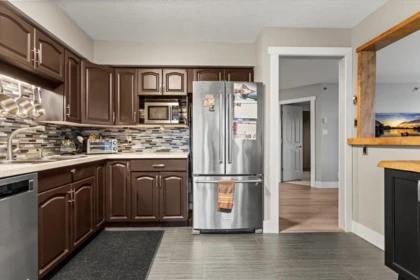 Breakfast Nook Photo of 701 3170 Gladwin Road, Abbotsford, BC