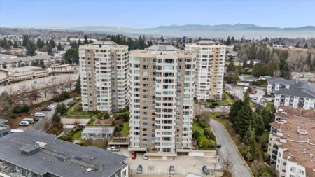 701 3170 Gladwin Road, Abbotsford, BC, Abbotsford — Apartment/Condo for sale