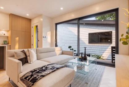2 4956 Chester Street, Vancouver, BC, Vancouver — Half Duplex for sale