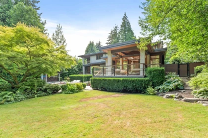 Kitchen Photo of 510 Eastcot Road, West Vancouver, BC