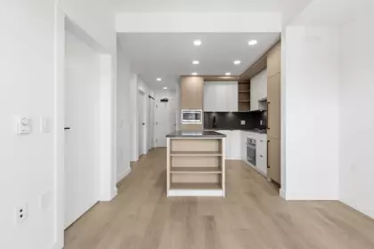504 2268 E Broadway, Vancouver, BC, Vancouver — Apartment/Condo for sale