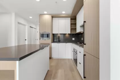 504 2268 E Broadway, Vancouver, BC, Vancouver — Apartment/Condo for sale
