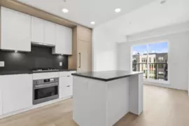 504 2268 E Broadway, Vancouver, BC