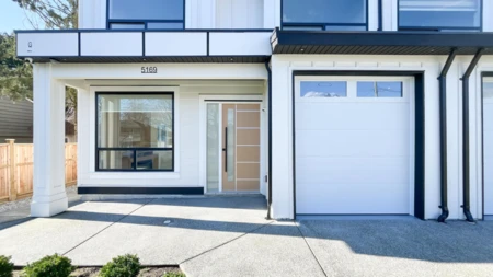 5169 57 Street, Ladner, BC, Ladner — Half Duplex for sale