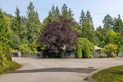 Neighborhood Park Photo Near 3420 Rockview Place, West Vancouver, BC
