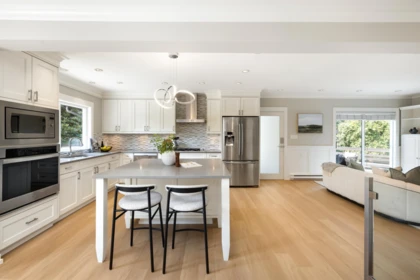 Primary Bedroom Photo of 3420 Rockview Place, West Vancouver, BC