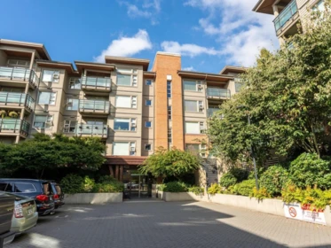 313 1677 Lloyd Avenue, North Vancouver, BC, North Vancouver — Apartment/Condo for sale