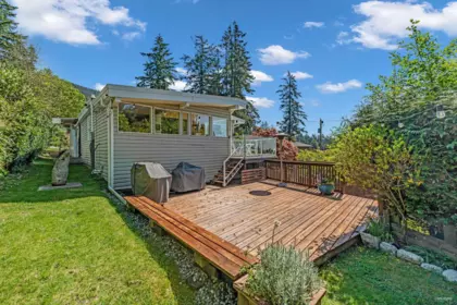 Kitchen Photo of 4323 Valencia Avenue, North Vancouver, BC
