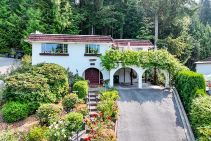 704 Maurelle Court, North Vancouver, BC, North vancouver — Single Family Residence for sale