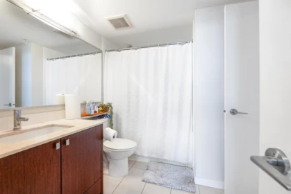 Primary Bathroom Photo of 3209 9888 Cameron Street, Burnaby, BC