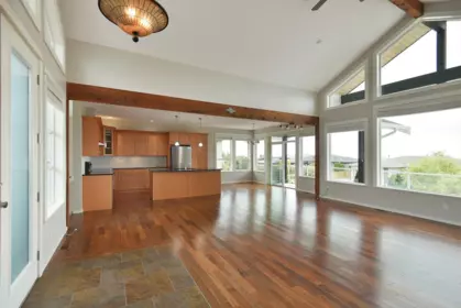 6216 Oracle Road, Sechelt, BC, Sechelt — Single Family Residence for sale