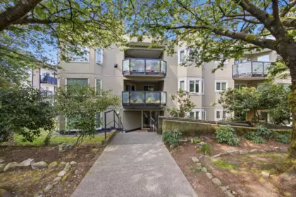 101 175 W 4th Street, North Vancouver, BC, North Vancouver — Apartment/Condo for sale