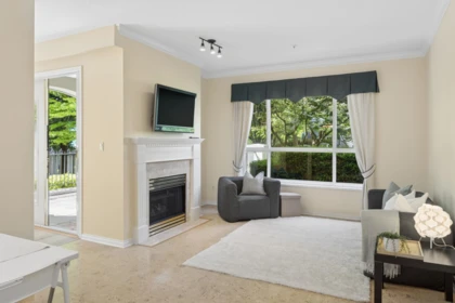 118 3098 Guildford Way, Coquitlam, BC, Coquitlam — Apartment/Condo for sale