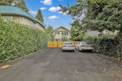 866 Finlay Street, White Rock, BC, White Rock — Single Family Residence for sale