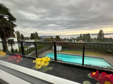 Living Room Photo of 2390 Palmerston Avenue, West Vancouver, BC