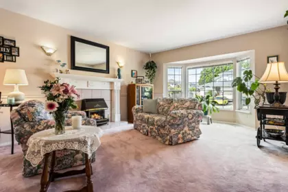 Kitchen Island Photo of 3524 Ashcroft Drive, Abbotsford, BC