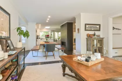Kitchen Island Photo of 16281 11 Avenue, Surrey, BC