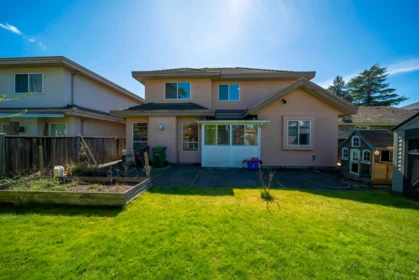 8671 Saunders Road, Richmond, BC, Richmond — Single Family Residence for sale