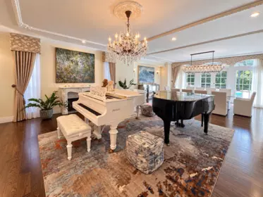 Breakfast Nook Photo of 4728 Drummond Drive, Vancouver, BC
