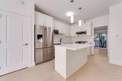 Dining Area Photo of 5835 Wales Street, Vancouver, BC