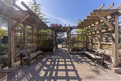 Hot Tub / Spa Photo of 5835 Wales Street, Vancouver, BC