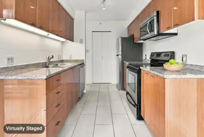 Dining Area Photo of 606 1288 W Georgia Street, Vancouver, BC