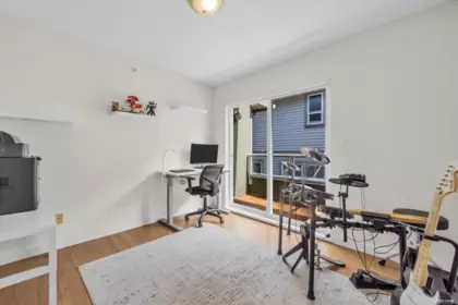Loft / Bonus Room Photo of 5 1233 W 16th Street, North Vancouver, BC