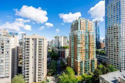 Outdoor Deck Photo of 1505 1050 Smithe Street, Vancouver, BC