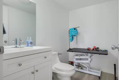 Hot Tub / Spa Photo of 18636 65 Avenue, Surrey, BC