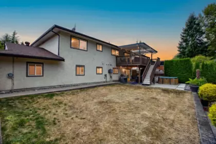 Hot Tub / Spa Photo of 11554 Wildwood Crescent, Pitt Meadows, BC
