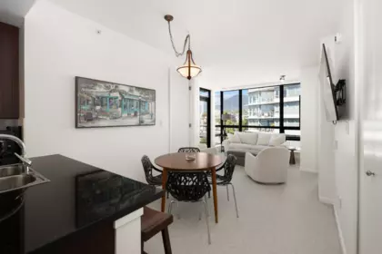 Guest Bathroom Photo of 1108 170 W 1st Street, North Vancouver, BC