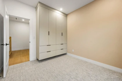 Basement Recreation Room Photo of 3 3940 Eton Street, Burnaby, BC
