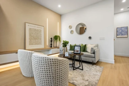 Breakfast Nook Photo of 3 3940 Eton Street, Burnaby, BC
