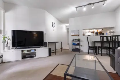 230 8460 Ackroyd Road, Richmond, BC, Richmond — Apartment/Condo for sale