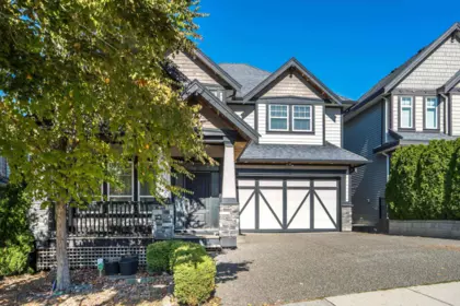 17863 71a Avenue, Surrey, BC, Surrey — Single Family Residence for sale