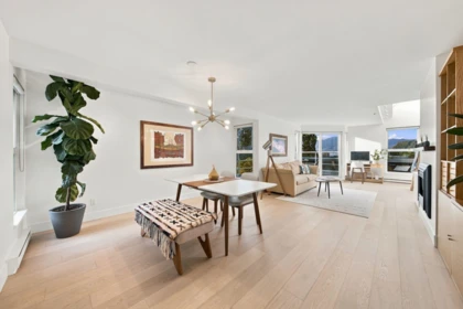 Primary Bedroom Photo of 2240 York Avenue, Vancouver, BC