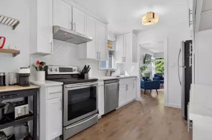 Breakfast Nook Photo of 2218 E 11th Avenue, Vancouver, BC