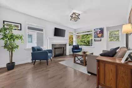 Kitchen Photo of 2218 E 11th Avenue, Vancouver, BC