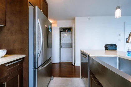 Walk-In Closet Photo of 1408 888 Homer Street, Vancouver, BC