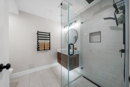 Entry Foyer Photo of 3781 Robson Drive, Abbotsford, BC