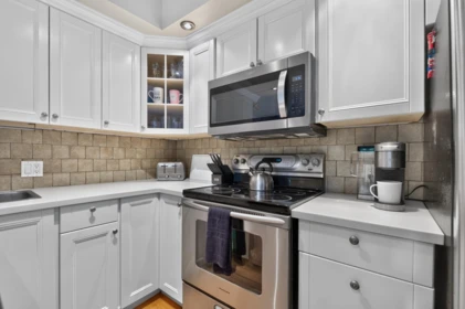 Kitchen Island Photo of 4801 Turnbuckle Wynd, Delta, BC