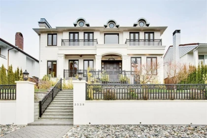 5538 Meadedale Drive, Burnaby, BC, Burnaby — Single Family Residence for sale