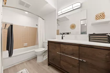 Guest Bathroom Photo of 207 1655 Nelson Street, Vancouver, BC