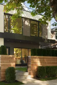 1 231 E 39th Avenue, Vancouver, BC, Vancouver — Half Duplex for sale
