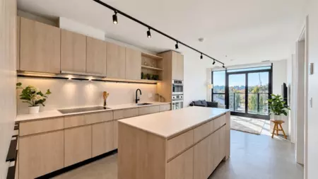 406 3996 Dumfries Street, Vancouver, BC, Vancouver — Apartment/Condo for sale